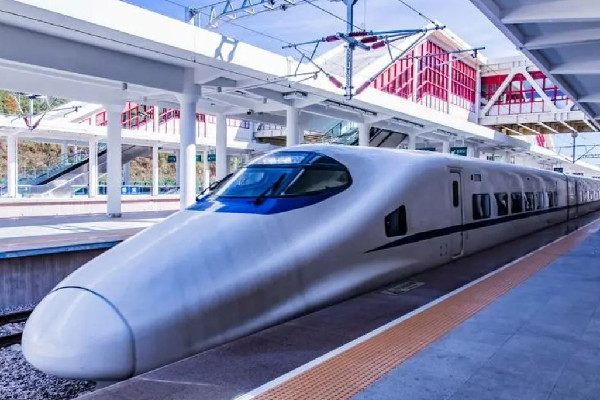 中國(guó)鐵路:兔年也不能帶兔子上火車 火車上不能攜帶哪些物品