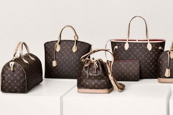 萬(wàn)元LV誤標(biāo)1599元被秒拍得物回應(yīng) LV是幾線奢侈品牌 萬(wàn)元LV誤標(biāo)1599元被秒拍得物回應(yīng) LV是幾線奢侈品牌