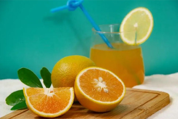橙汁可以加熱喝嗎 橙汁和橙子哪個(gè)營(yíng)養(yǎng)高 橙汁可以加熱喝嗎 橙汁和橙子哪個(gè)營(yíng)養(yǎng)高