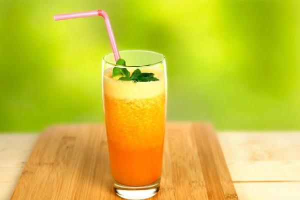 橙汁的維生素c含量高嗎 橙汁不能跟什么在一起 橙汁的維生素c含量高嗎 橙汁不能跟什么在一起