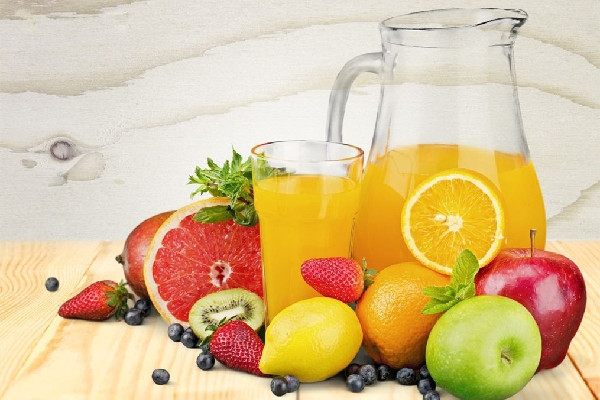 鮮榨橙汁會破壞纖維嗎 鮮榨橙汁和橙汁營養(yǎng)一樣嗎 鮮榨橙汁會破壞纖維嗎 鮮榨橙汁和橙汁營養(yǎng)一樣嗎