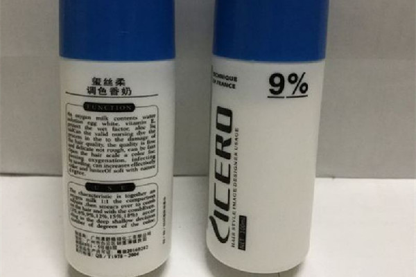 雙氧奶和染發(fā)膏的比例 雙氧奶和染發(fā)膏怎么調(diào)配 雙氧奶和染發(fā)膏的比例 雙氧奶和染發(fā)膏怎么調(diào)配