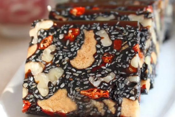 阿膠糕會影響月經(jīng)嗎 阿膠糕會導致月經(jīng)提前嗎