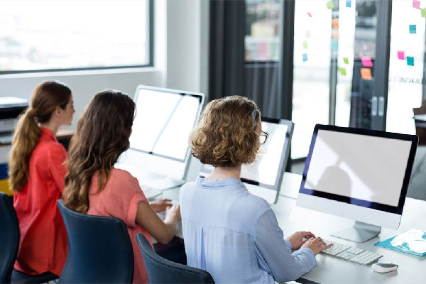 專(zhuān)家稱(chēng)年輕時(shí)不應(yīng)為錢(qián)去選擇工作 工作怎么樣才能做的更好 專(zhuān)家稱(chēng)年輕時(shí)不應(yīng)為錢(qián)去選擇工作 工作怎么樣才能做的更好