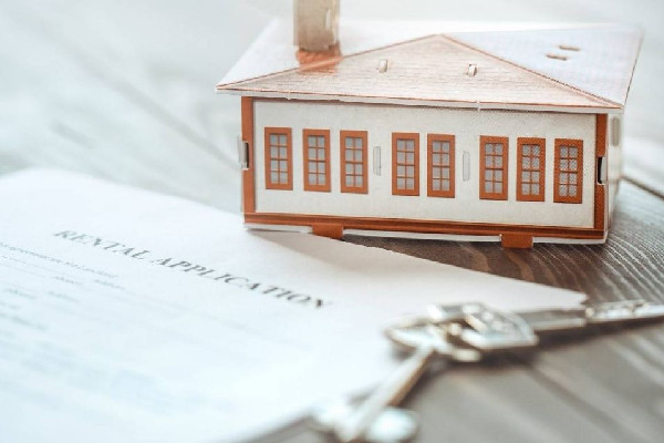 丈夫去世前轉(zhuǎn)給前女同事100萬(wàn) 夫妻財(cái)產(chǎn)是共有的嗎 丈夫去世前轉(zhuǎn)給前女同事100萬(wàn) 夫妻財(cái)產(chǎn)是共有的嗎