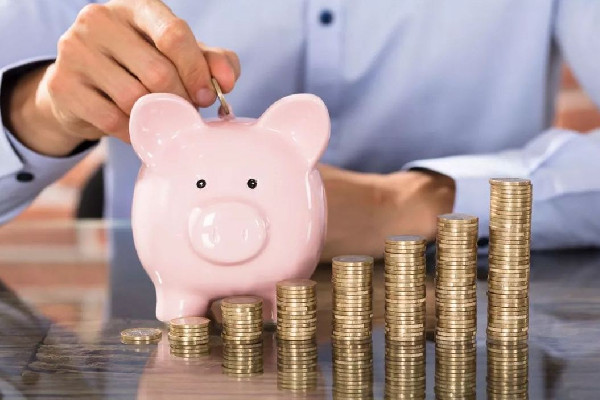 超額儲蓄引討論人們?yōu)楹斡謵鄞驽X了 存錢有幾種方式 超額儲蓄引討論人們?yōu)楹斡謵鄞驽X了 存錢有幾種方式