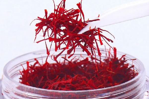 藏紅花是哪里產(chǎn)的 藏紅花買(mǎi)伊朗的好還是西藏的 藏紅花是哪里產(chǎn)的 藏紅花買(mǎi)伊朗的好還是西藏的