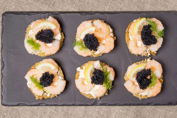 男子吃霸王餐還教育老板和氣生財 吃霸王餐不給錢怎么處理 男子吃霸王餐還教育老板和氣生財 吃霸王餐不給錢怎么處理