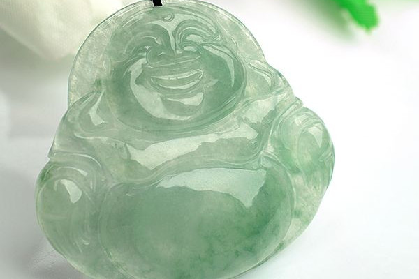 芙蓉種翡翠和糯種翡翠有什么區(qū)別 芙蓉種翡翠是冰糯種嗎 芙蓉種翡翠和糯種翡翠有什么區(qū)別 芙蓉種翡翠是冰糯種嗎