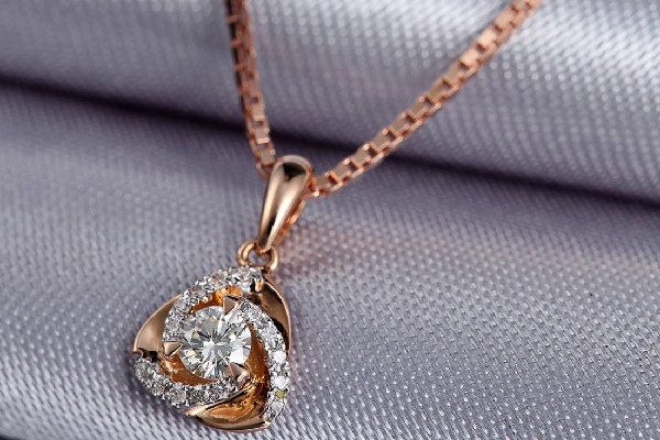 18k金和黃金的區(qū)別 18k金是真黃金嗎 18k金和黃金的區(qū)別 18k金是真黃金嗎