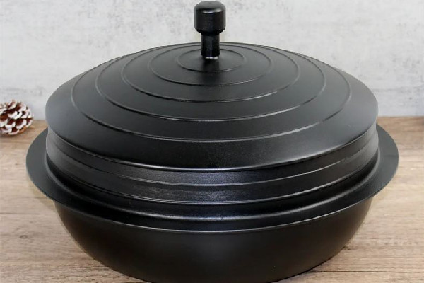 鑄鐵鍋會(huì)身體好不好 鑄鐵鍋有鐵銹味怎么辦 鑄鐵鍋會(huì)身體好不好 鑄鐵鍋有鐵銹味怎么辦