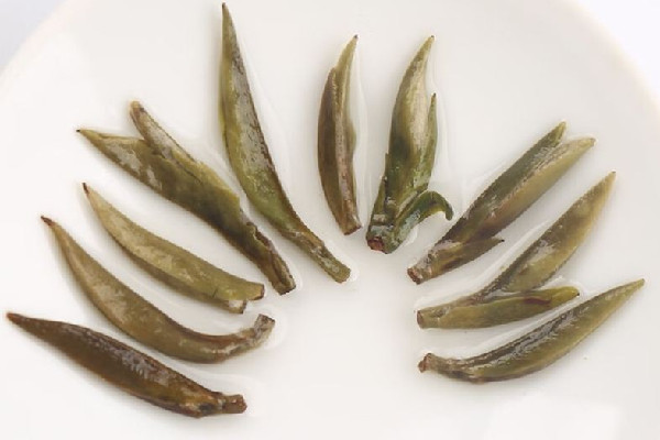 白毫銀針喝起來(lái)什么味道 白毫銀針會(huì)回甘嗎 白毫銀針喝起來(lái)什么味道 白毫銀針會(huì)回甘嗎