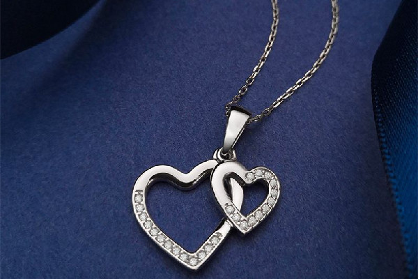 925銀多久清洗一次最好 925銀要用什么清洗 925銀多久清洗一次最好 925銀要用什么清洗