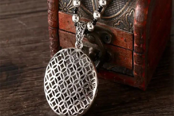 藏銀怎么清洗變亮澤 藏銀清洗方法 藏銀怎么清洗變亮澤 藏銀清洗方法