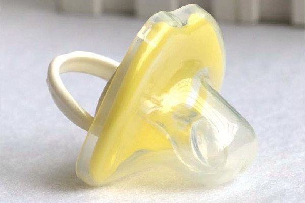 奶嘴可以高溫消毒嗎 奶嘴可以放消毒柜消毒嗎 奶嘴可以高溫消毒嗎 奶嘴可以放消毒柜消毒嗎