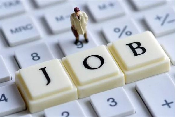 專家建議向大中專畢業(yè)生發(fā)金幣補助 畢業(yè)后怎么找好工作 專家建議向大中專畢業(yè)生發(fā)金幣補助 畢業(yè)后怎么找好工作