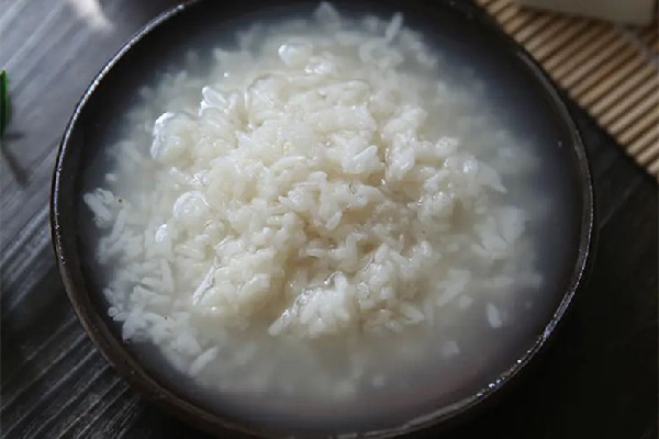 糯米酒要煮開(kāi)喝嗎 糯米酒釀好后怎么保存 糯米酒要煮開(kāi)喝嗎 糯米酒釀好后怎么保存