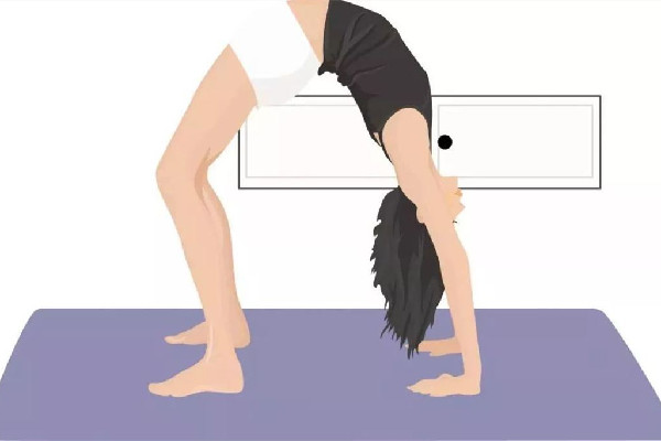 別再讓“下腰癱”毀了孩子 下腰會不會傷到腰 別再讓“下腰癱”毀了孩子 下腰會不會傷到腰