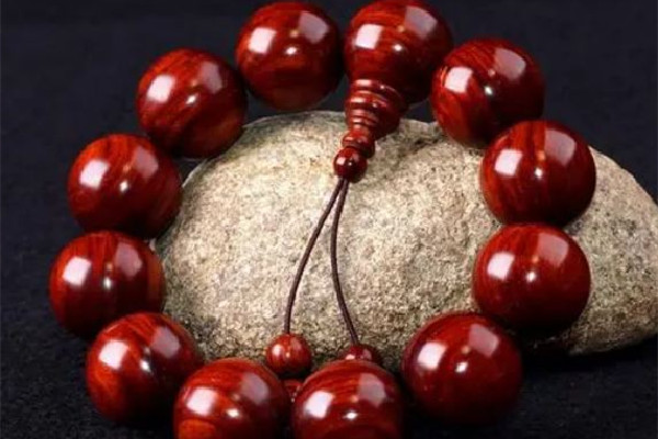 小葉紫檀手串有裂紋影響嗎 小葉紫檀手串有裂紋正常嗎 小葉紫檀手串有裂紋影響嗎 小葉紫檀手串有裂紋正常嗎