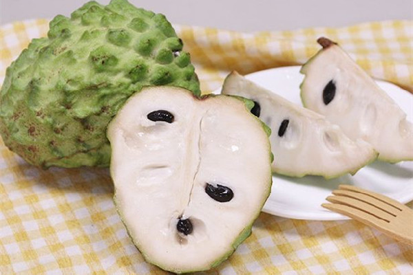 臺灣幾千噸鳳梨釋迦滯銷 鳳梨釋迦果的功效與作用 臺灣幾千噸鳳梨釋迦滯銷 鳳梨釋迦果的功效與作用