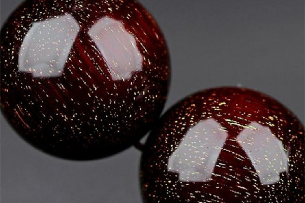 小葉紫檀手串有金星的好還是沒金星的好 小葉紫檀手串有品質(zhì)等級(jí)嗎 小葉紫檀手串有金星的好還是沒金星的好 小葉紫檀手串有品質(zhì)等級(jí)嗎