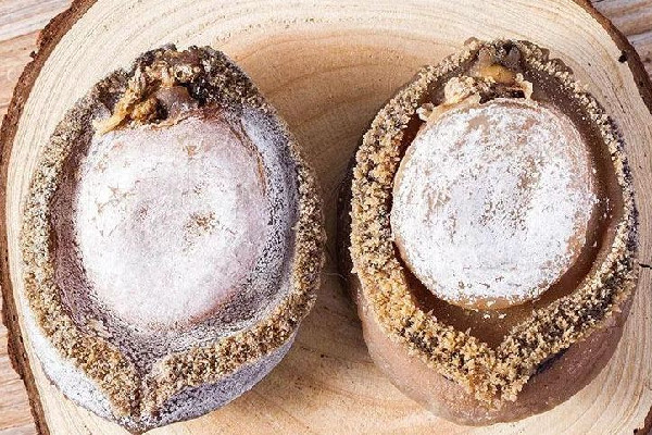 干鮑魚(yú)和新鮮鮑魚(yú)哪個(gè)營(yíng)養(yǎng)價(jià)值高 干鮑魚(yú)買(mǎi)多少頭的比較好 干鮑魚(yú)和新鮮鮑魚(yú)哪個(gè)營(yíng)養(yǎng)價(jià)值高 干鮑魚(yú)買(mǎi)多少頭的比較好