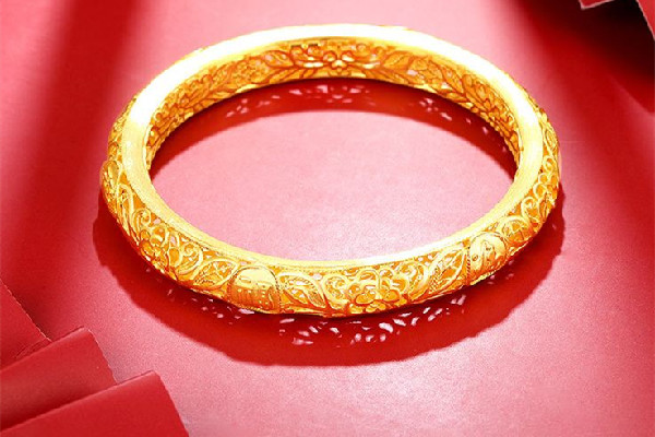 黃金手鐲會掉色嗎 黃金手鐲會越戴越亮嗎 黃金手鐲會掉色嗎 黃金手鐲會越戴越亮嗎