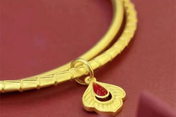 黃金手鐲有哪些款式名稱 黃金手鐲買活口還是整體好 黃金手鐲有哪些款式名稱 黃金手鐲買活口還是整體好