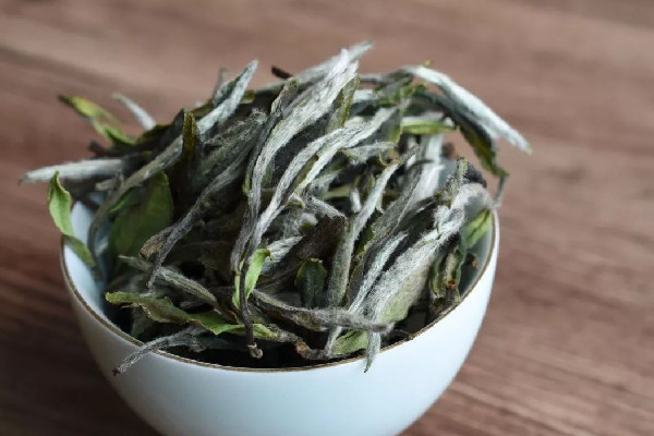 白牡丹茶用多少度水泡 白牡丹茶用什么茶具 白牡丹茶用多少度水泡 白牡丹茶用什么茶具