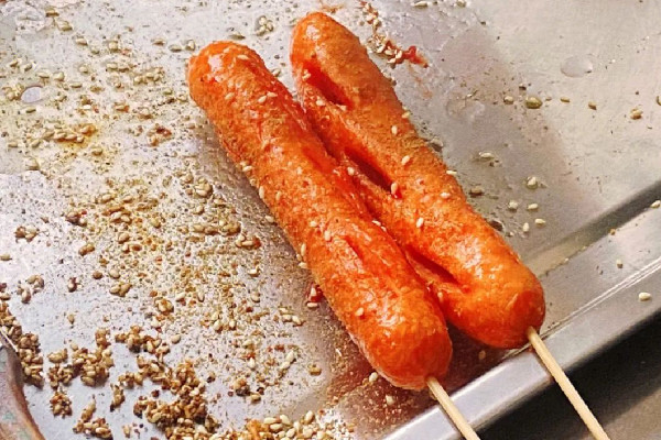 淀粉腸有黑點是什么原因 淀粉腸會壞嗎 淀粉腸有黑點是什么原因 淀粉腸會壞嗎