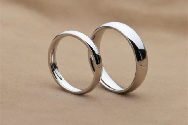 白金戒指可以回收嗎 白金戒指回收多少錢一克 白金戒指可以回收嗎 白金戒指回收多少錢一克