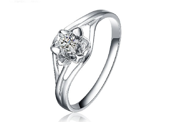 白金戒指會氧化嗎 白金戒指發(fā)黑了怎么辦 白金戒指會氧化嗎 白金戒指發(fā)黑了怎么辦