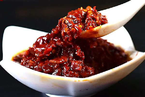 豆瓣醬能用什么代替 豆瓣醬炒什么菜最好吃 豆瓣醬能用什么代替 豆瓣醬炒什么菜最好吃