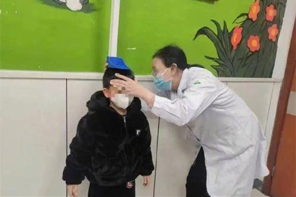 父母沒(méi)重視15歲兒子最終身高153 身高什么時(shí)候停止生長(zhǎng) 父母沒(méi)重視15歲兒子最終身高153 身高什么時(shí)候停止生長(zhǎng)