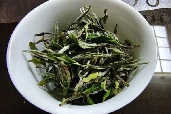 老白茶對胃好不好 老白茶對胃有刺激嗎 老白茶對胃好不好 老白茶對胃有刺激嗎