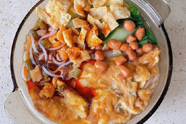 官方回應(yīng)游客打包螺螄粉上動(dòng)車 螺螄粉的味道多久可以散去 官方回應(yīng)游客打包螺螄粉上動(dòng)車 螺螄粉的味道多久可以散去