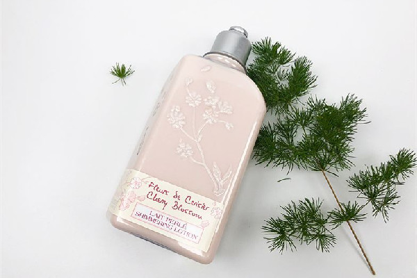 歐舒丹身體乳哪款好用 歐舒丹身體乳有不帶閃粉的嗎 歐舒丹身體乳哪款好用 歐舒丹身體乳有不帶閃粉的嗎