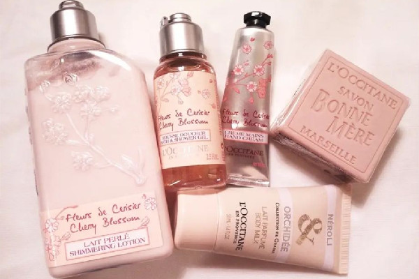 歐舒丹身體乳怎么鑒別真假 歐舒丹身體乳有盒子包裝嗎 歐舒丹身體乳怎么鑒別真假 歐舒丹身體乳有盒子包裝嗎