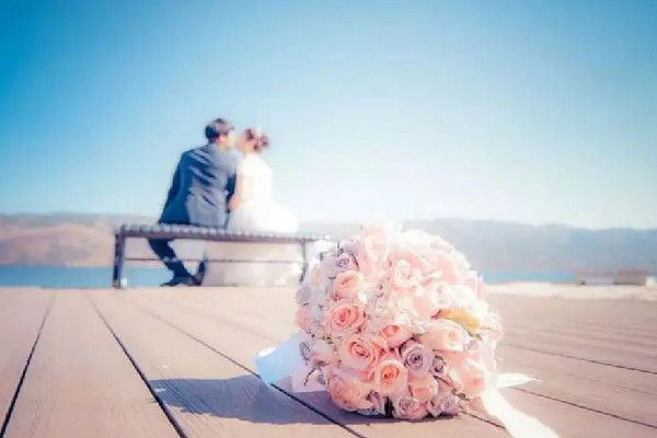 委員建議年輕人樹立正確婚育觀 婚姻觀包括哪些方面 委員建議年輕人樹立正確婚育觀 婚姻觀包括哪些方面