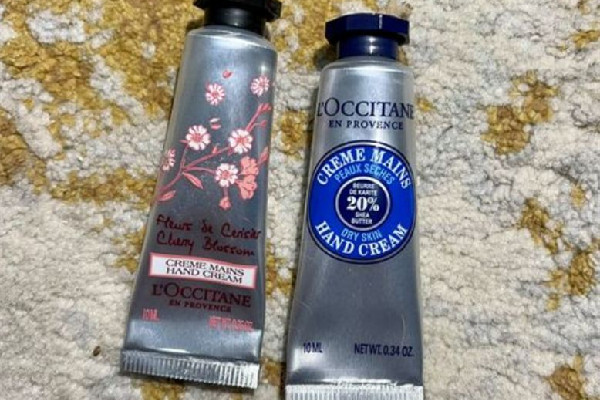 歐舒丹護(hù)手霜的成分是什么 歐舒丹護(hù)手霜的功效 歐舒丹護(hù)手霜的成分是什么 歐舒丹護(hù)手霜的功效