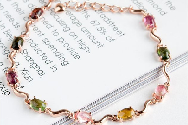 碧璽有收藏的價值嗎 碧璽什么樣子的值錢 碧璽有收藏的價值嗎 碧璽什么樣子的值錢