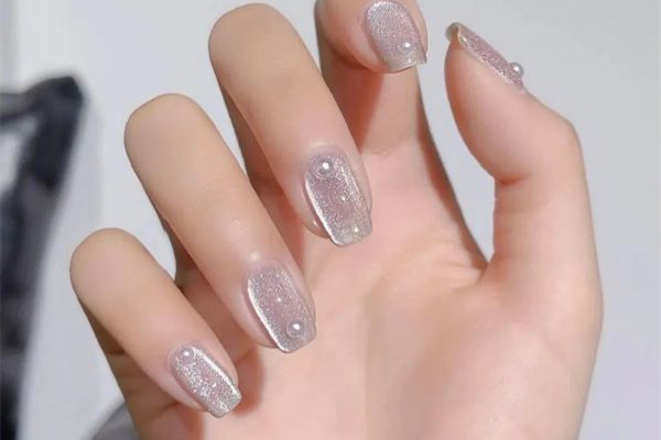 貓眼膠會(huì)過期嗎 貓眼膠放久了好用嗎 貓眼膠會(huì)過期嗎 貓眼膠放久了好用嗎