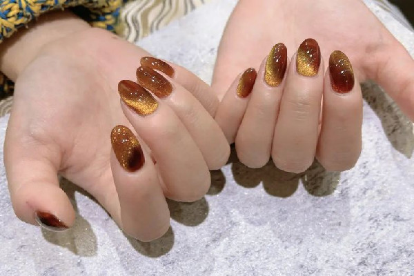 貓眼膠和普通膠有什么區(qū)別 貓眼膠是什么 貓眼膠和普通膠有什么區(qū)別 貓眼膠是什么