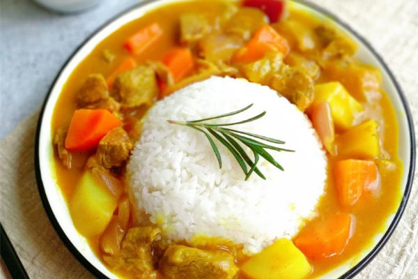 咖喱塊什么時(shí)候放合適 咖喱塊放多少合適 咖喱塊什么時(shí)候放合適 咖喱塊放多少合適