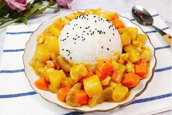 咖喱塊什么時(shí)候放合適 咖喱塊放多少合適 咖喱塊什么時(shí)候放合適 咖喱塊放多少合適