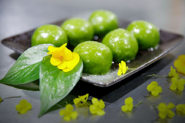 青團(tuán)包不起來是什么原因 青團(tuán)怎么包才不會露餡 青團(tuán)包不起來是什么原因 青團(tuán)怎么包才不會露餡