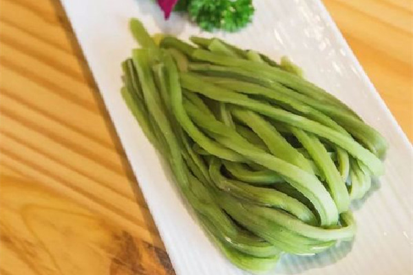 貢菜煮火鍋需要提前泡嗎 貢菜煮火鍋好吃嗎 貢菜煮火鍋需要提前泡嗎 貢菜煮火鍋好吃嗎