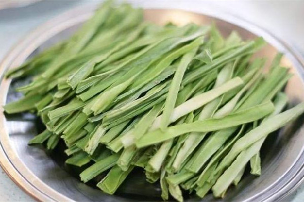 貢菜要泡多長(zhǎng)時(shí)間 貢菜泡開可以直接吃嗎 貢菜要泡多長(zhǎng)時(shí)間 貢菜泡開可以直接吃嗎