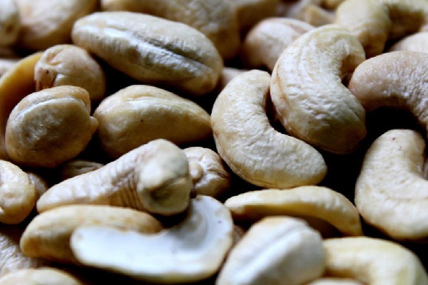 腰果可以放多久 腰果放久了還能吃嗎 腰果可以放多久 腰果放久了還能吃嗎