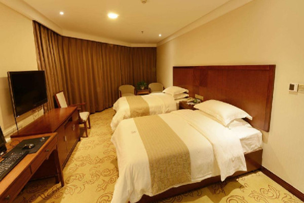 男子住五星酒店被馬桶噴一身糞水 住酒店有問題怎么辦 男子住五星酒店被馬桶噴一身糞水 住酒店有問題怎么辦